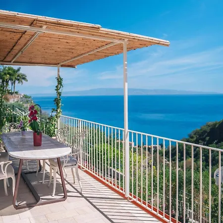Seaview Tatil Evi *